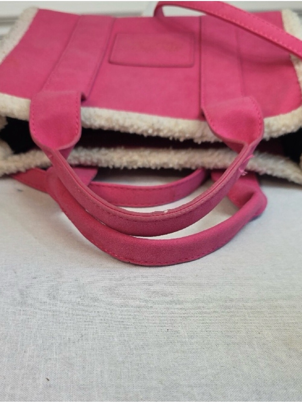 Marc Jacobs Pink Shearling Tote Bag Crossbody Faux Fur Medium - Picture 5 of 9
